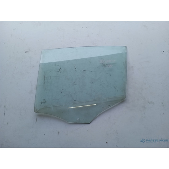Geam portiera spate stanga spate BMW 1 E87 2003 - 2013
