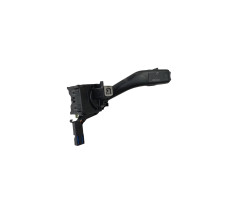Maneta actionare stergatoare dreapta VOLKSWAGEN TOURAN 1T1, 1T2 2003 - 2010 TDI 16V BKD