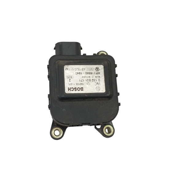 Motoras/actuator clapeta aer AUDI A6 II 4B2, 4B4, C5 1997 - 2005 BOSCH 0132801171