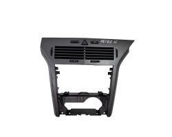 Grila de ventilatie bord centrala OPEL ASTRA H L48, A04 2004 - 2014 CDTI Z 17 DTL