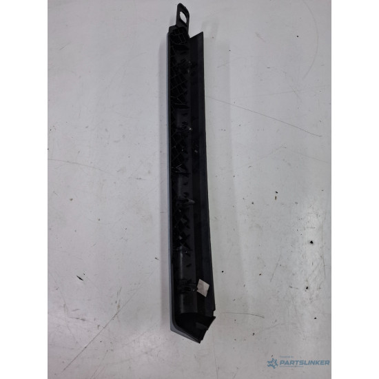 Ornament panou de bord OPEL ASTRA H L48, A04 2004 - 2014 CDTI Z 17 DTL 13116934