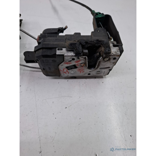 Broasca usa stanga fata OPEL ASTRA H L48, A04 2004 - 2014 CDTI Z 17 DTL