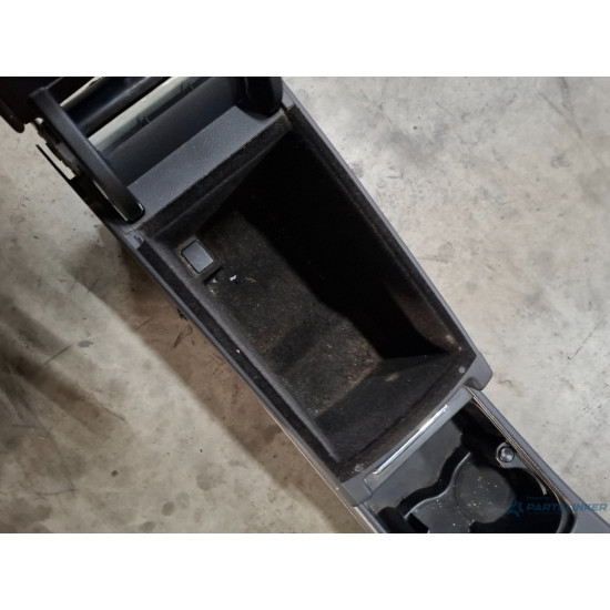 Consola centrala (tunel) VOLKSWAGEN PASSAT Variant 3C5 2005 - 20112.0 TDI BMP