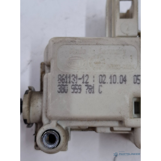 Motoras blocare usita rezervor combustibil VOLKSWAGEN POLO 9N_ 2001 - 20121.4 TDI AMF, BAY 3b0959781