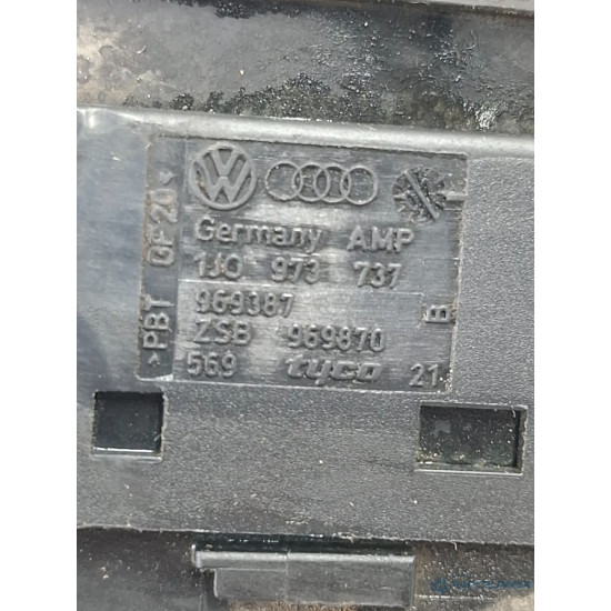 Cablaj senzor de parcare (PDC) fata VOLKSWAGEN PASSAT Variant 3C5 2005 - 20112.0 TDI BMP 1j0973737