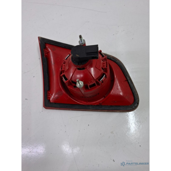 Lampa spate / Stop dreapta VOLKSWAGEN PASSAT Variant 3C5 2005 - 20112.0 TDI BMP