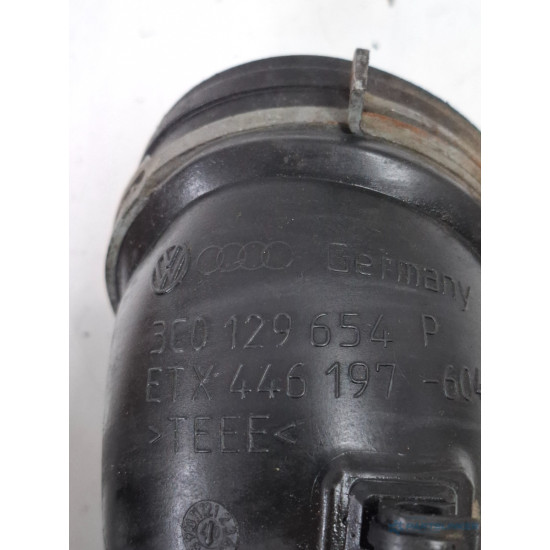 Tubulatura admisie aer turbo VOLKSWAGEN PASSAT Variant 3C5 2005 - 2011 2.0 TDI BMP 3c0129654p
