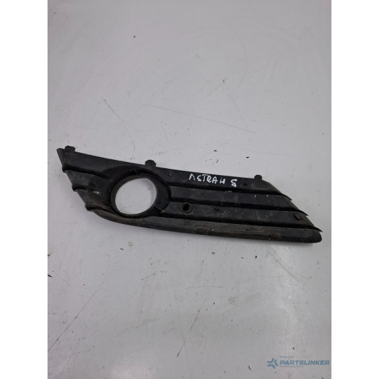 Grila/ornament lampa ceata fata stanga OPEL ASTRA H L48, A04 2004 - 20141.7 CDTI Z 17 DTL