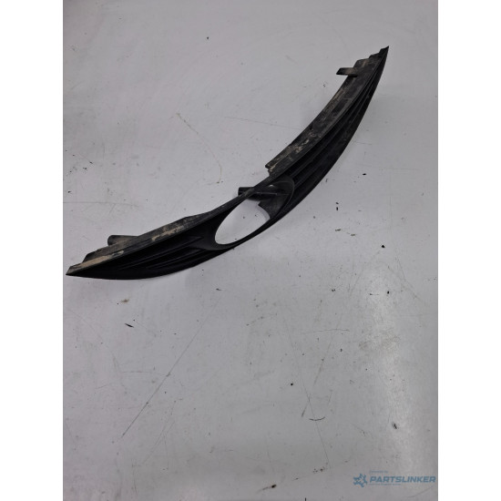 Grila/ornament lampa ceata fata dreapta VOLKSWAGEN PASSAT Variant 3C5 2005 - 20112.0 TDI BMP