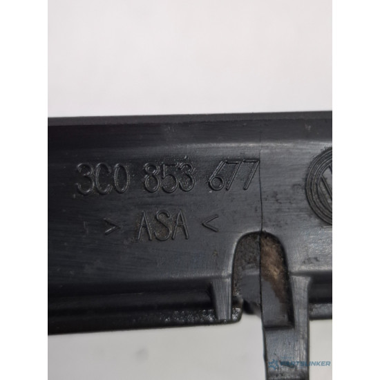grila centrala bara VOLKSWAGEN PASSAT Variant 3C5 2005 - 20112.0 TDI BMP 3c0853677