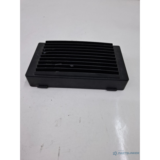 Amplificator de sunet MERCEDES-BENZ 190 W201 1982 - 1993 s24859-F2102-A10-01
