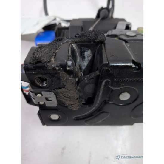 Broasca usa dreapta fata SEAT IBIZA III 6K1 1999 - 2002, SKODA ROOMSTER 5J 2006 - 2015, SEAT CORDOBA III 6L2 2002 - 2009, SKODA FABIA 6Y2 1999 - 2008 3b1837016cc
