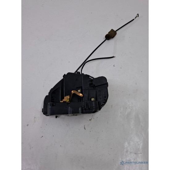Broasca usa dreapta spate MERCEDES-BENZ C-CLASS II W203  2000 - 2007 2037300235