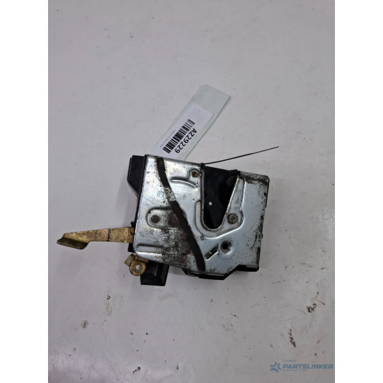 Broasca usa stanga fata BMW 7 II E32 1986 - 1994 81057810