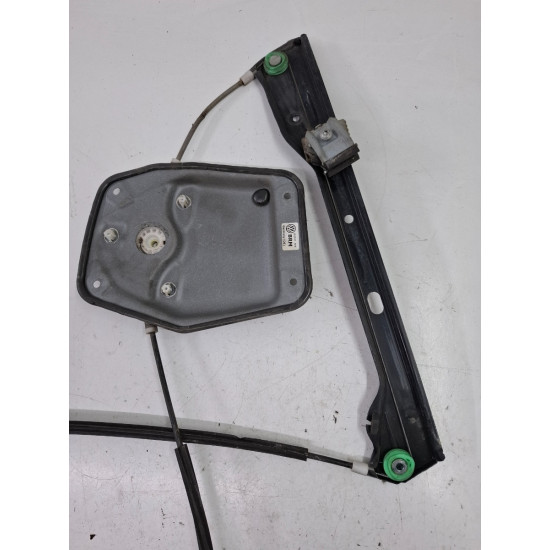 Macara Geam stanga fata VOLKSWAGEN GOLF PLUS 5M1, 521 2004 - 20131.9 TDI BKC, BLS, BXE 5m0837461