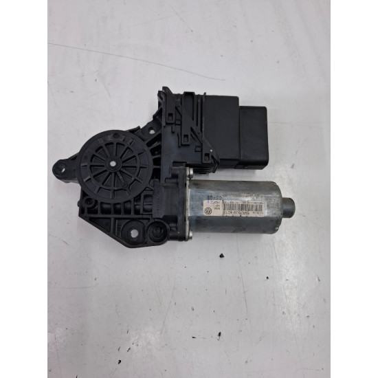 Motoras geam stanga spate VOLKSWAGEN GOLF PLUS 5M1, 521 2004 - 20131.9 TDI BKC, BLS, BXE 1k0959703