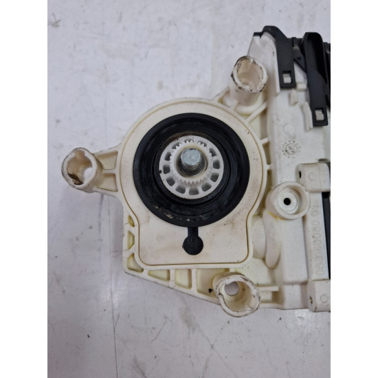 Motoras geam dreapta spate VOLKSWAGEN GOLF PLUS 5M1, 521 2004 - 20131.9 TDI BKC, BLS, BXE 1k0959704c