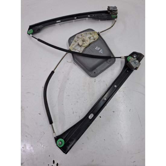 Macara Geam dreapta fata VOLKSWAGEN GOLF PLUS 5M1, 521 2004 - 20131.9 TDI BKC, BLS, BXE 1k4837462a