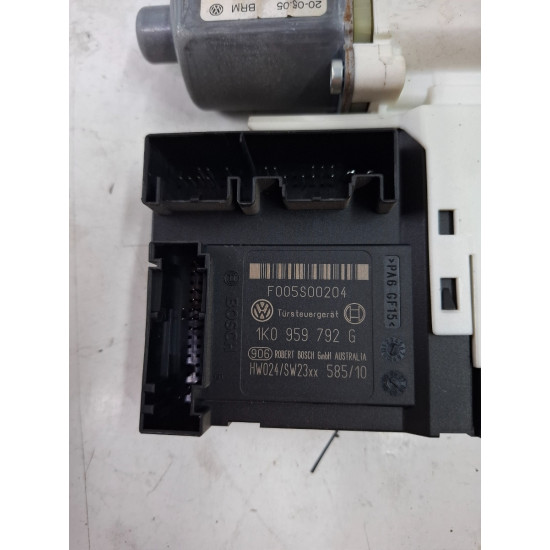 Motoras geam dreapta fata VOLKSWAGEN GOLF PLUS 5M1, 521 2004 - 20131.9 TDI BKC, BLS, BXE 1k0959792g