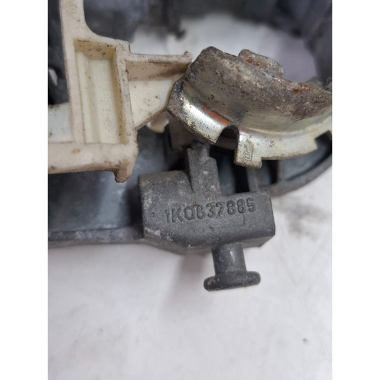 Maner/suport exterior portiera spate dreapta spate VOLKSWAGEN GOLF PLUS 5M1, 521 2004 - 20131.9 TDI BKC, BLS, BXE 1k0837885