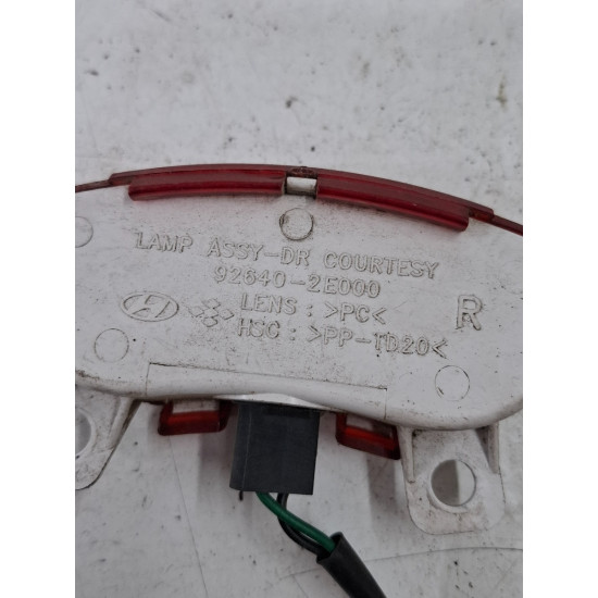 Lampa interioara portiera fata dreapta fata HYUNDAI TUCSON JM 2004 - 20102.0 CRDi 4x4 D4EA-F 926402e000