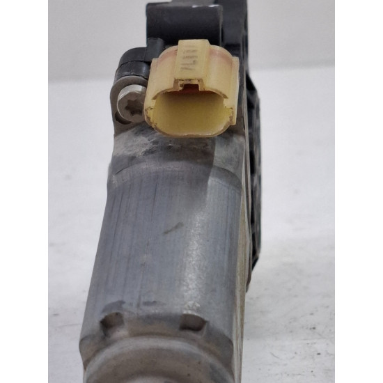 Motoras geam stanga fata HYUNDAI TUCSON JM 2004 - 20102.0 CRDi 4x4 D4EA-F