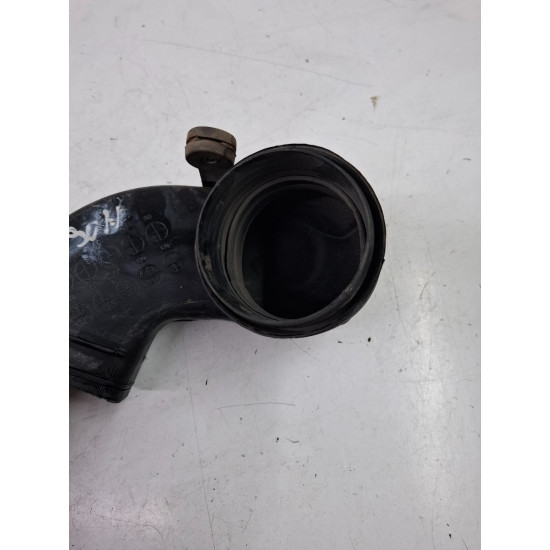 Furtun admisie aer HYUNDAI TUCSON JM 2004 - 20102.0 CRDi 4x4 D4EA-F 282112e200