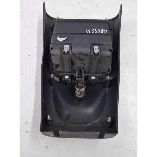 Ornament scrumiera (spate) HYUNDAI TUCSON JM 2004 - 20102.0 CRDi 4x4 D4EA-F
