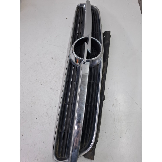 Grila capota OPEL VECTRA C Z02 2002 - 2009