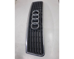 Grila capota AUDI A6 II 4B2, 4B4, C5 1997 - 2005