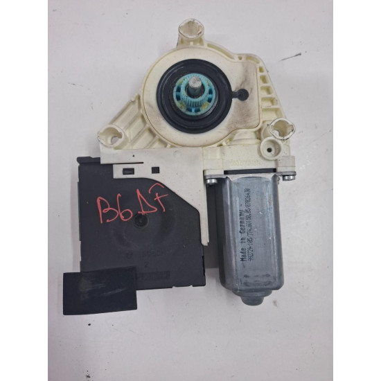 Motoras geam dreapta fata VOLKSWAGEN PASSAT Variant 3C5 2005 - 2011 1k0959792G