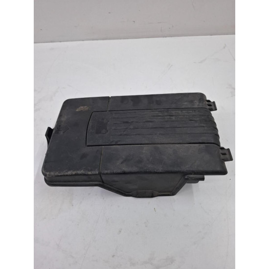 Capac tavita cutie baterie VOLKSWAGEN PASSAT Variant 3C5 2005 - 2011 3c0915443a
