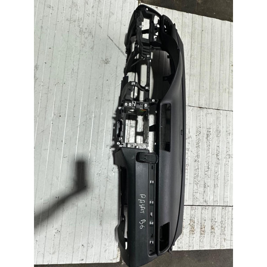 Panou de bord VOLKSWAGEN PASSAT Variant 3C5 2005 - 2011 2.0 TDI BMP