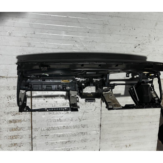 Panou de bord VOLKSWAGEN PASSAT Variant 3C5 2005 - 2011 2.0 TDI 16V BKP, CBAB