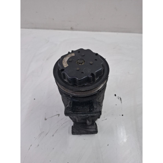 Compresor  AC AUDI A6 II 4B2, 4B4, C5 1997 - 2005 2.5 TDI AKE, BAU, BDH, BND 4b0260805j