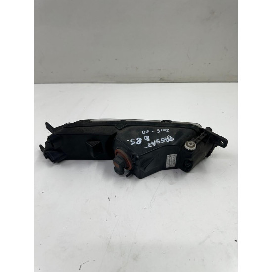 Lampa ceata fata stanga VOLKSWAGEN PASSAT B8 [ 2014 - 2019 ] 3g0941661h