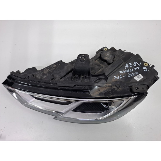 Far stanga fata AUDI A3 III 8V1, 8VK 2012 -> 8v0941005e