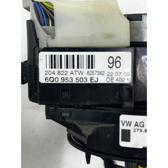 Maneta stergatoare lampa de semnalizare VOLKSWAGEN POLO 6R, 6C 2009 - > 6q0953503ej