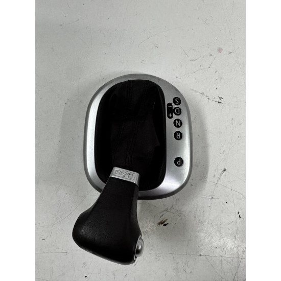 Nuca/manson schimbator de viteze VOLKSWAGEN TOURAN 1T1, 1T2 2003 - 2010 1t1713203g
