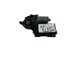 Motoras geam stanga fata AUDI A4 III 8EC, B7 2004 - 2008 8e1959801h
