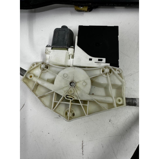 Macara Geam dreapta fata VOLKSWAGEN GOLF V 1K1 2003 - 2009 1k5837402an