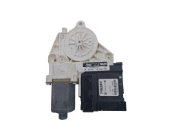 Motoras geam dreapta fata AUDI A3 II 8P1 2003 - 2013 8p0959802k