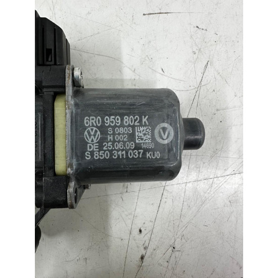 Motoras geam VOLKSWAGEN POLO 6R, 6C 2009 - > 6r0959802k