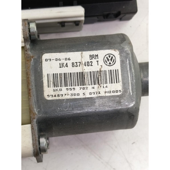 Motoras geam dreapta fata VOLKSWAGEN GOLF V 1K1 2003 - 2009 1k4837402t