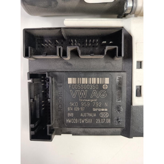 Motoras geam dreapta fata VOLKSWAGEN PASSAT Variant 3C5 2005 - 2011 1k0959702ac