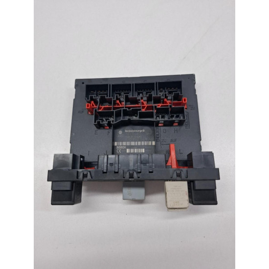 Modul de confort VOLKSWAGEN GOLF V 1K1 2003 - 2009, VOLKSWAGEN PASSAT Variant 3C5 2005 - 2011 3c0937049ae