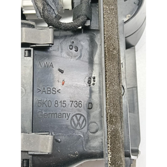 Grila de ventilatie bord centrala VOLKSWAGEN GOLF VI 5K1 2008 - 2013 5k0815736d