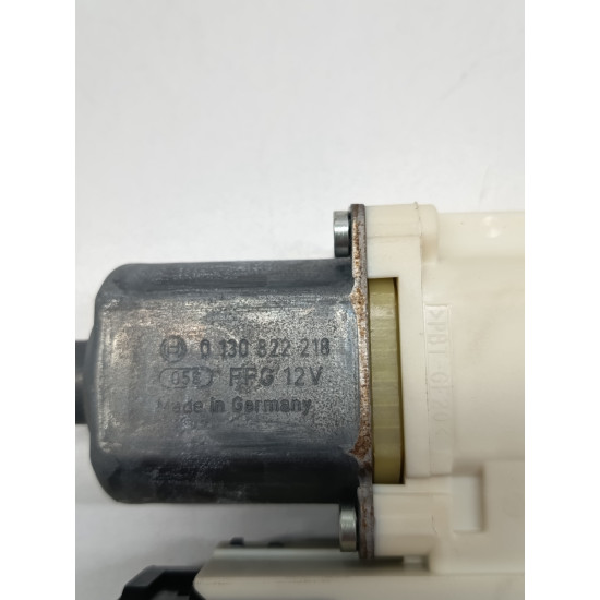 Motoras geam dreapta spate FORD FOCUS II DA_, HCP, DP 2004 - 2013 0130822218