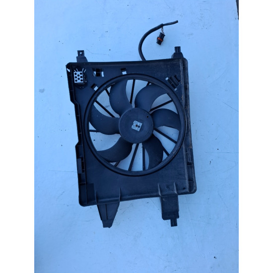 Ventilator electric radiator RENAULT MEGANE II BM0/1_, CM0/1_ 2001 - 2012 8200151464