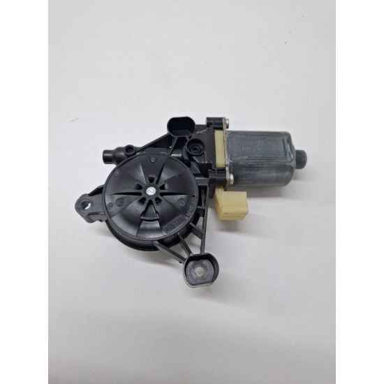 Motoras geam dreapta fata SKODA OCTAVIA III 5E3, NL3, NR3 2012 -> 0130822716